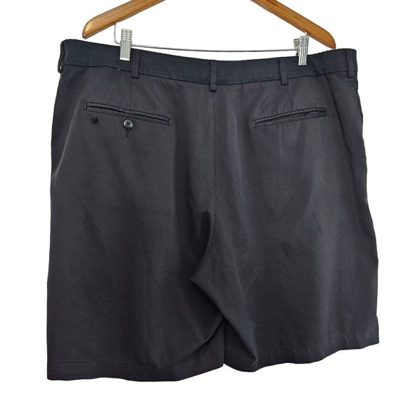 Pro Tour Golf Shorts Mens Size 40 Black Pleated Front Soft Stretch Casual - Picture 2 of 6